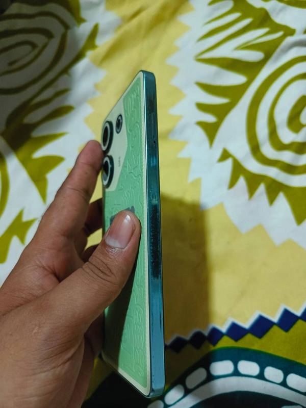 Tecno Camon 30 (256 GB)