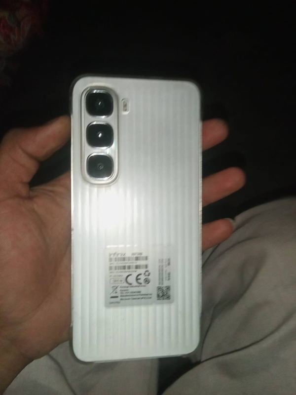 Infinix Hot 50 (128 GB)